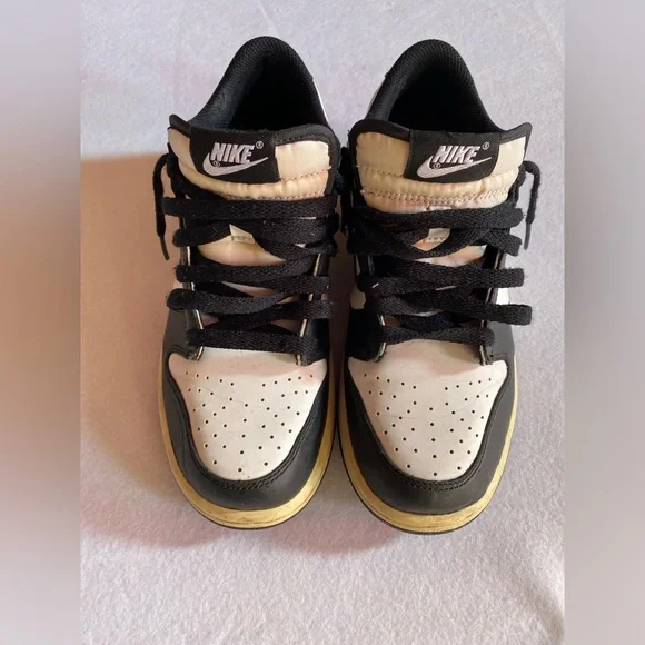 🚫SOLD🚫SOLD🚫Nike Black and White Panda Sneakers Size 6.5 Classic Design - Picture 9 of 9